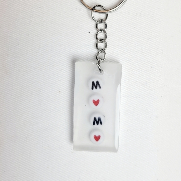 5/$25 Handmade resin epoxy glow in the dark mama keychain - Picture 2 of 2